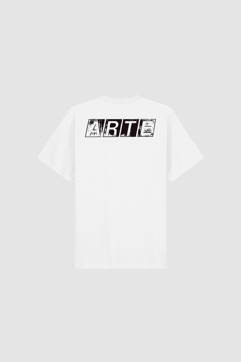 142Twhi.jpg 142Twhi.jpg