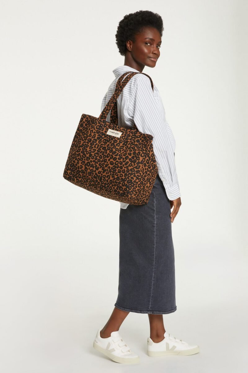 CELESTINS-Leopard_Camel.jpg CELESTINS-Leopard_Camel.jpg