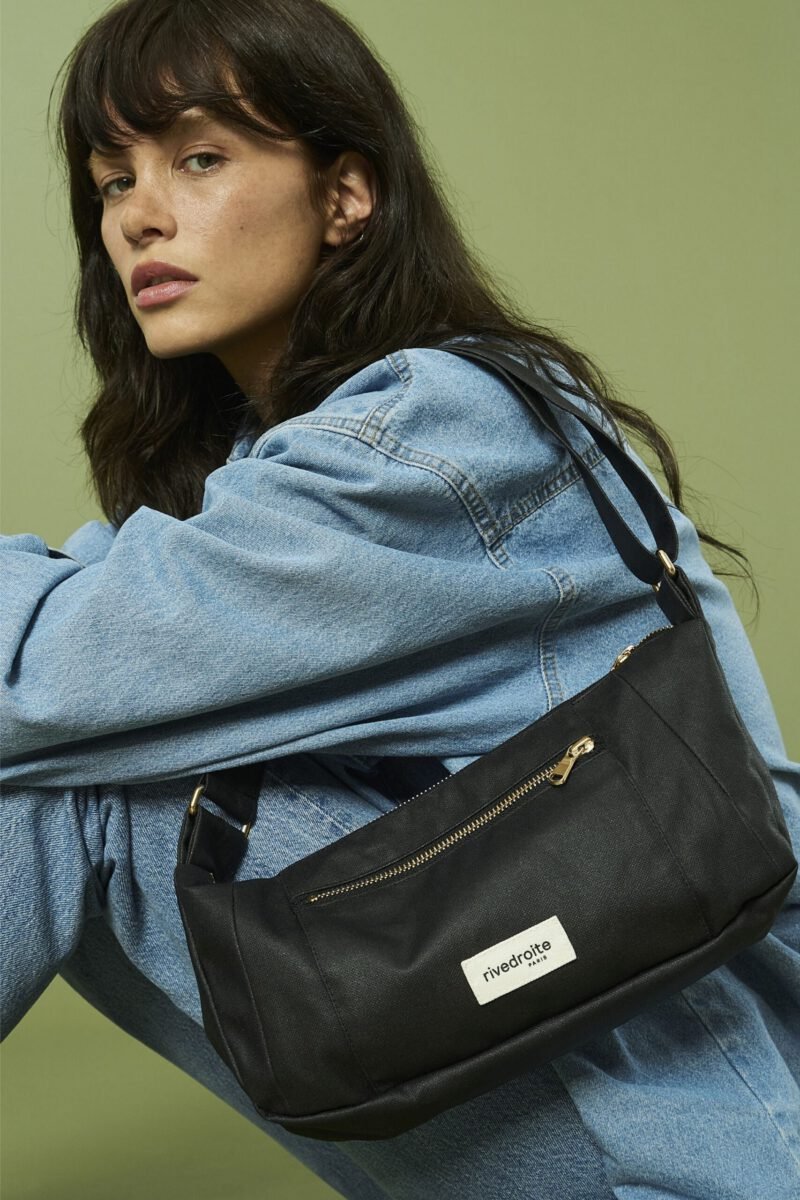 Fall25Bonformat_5.jpg Fall25Bonformat_5.jpg