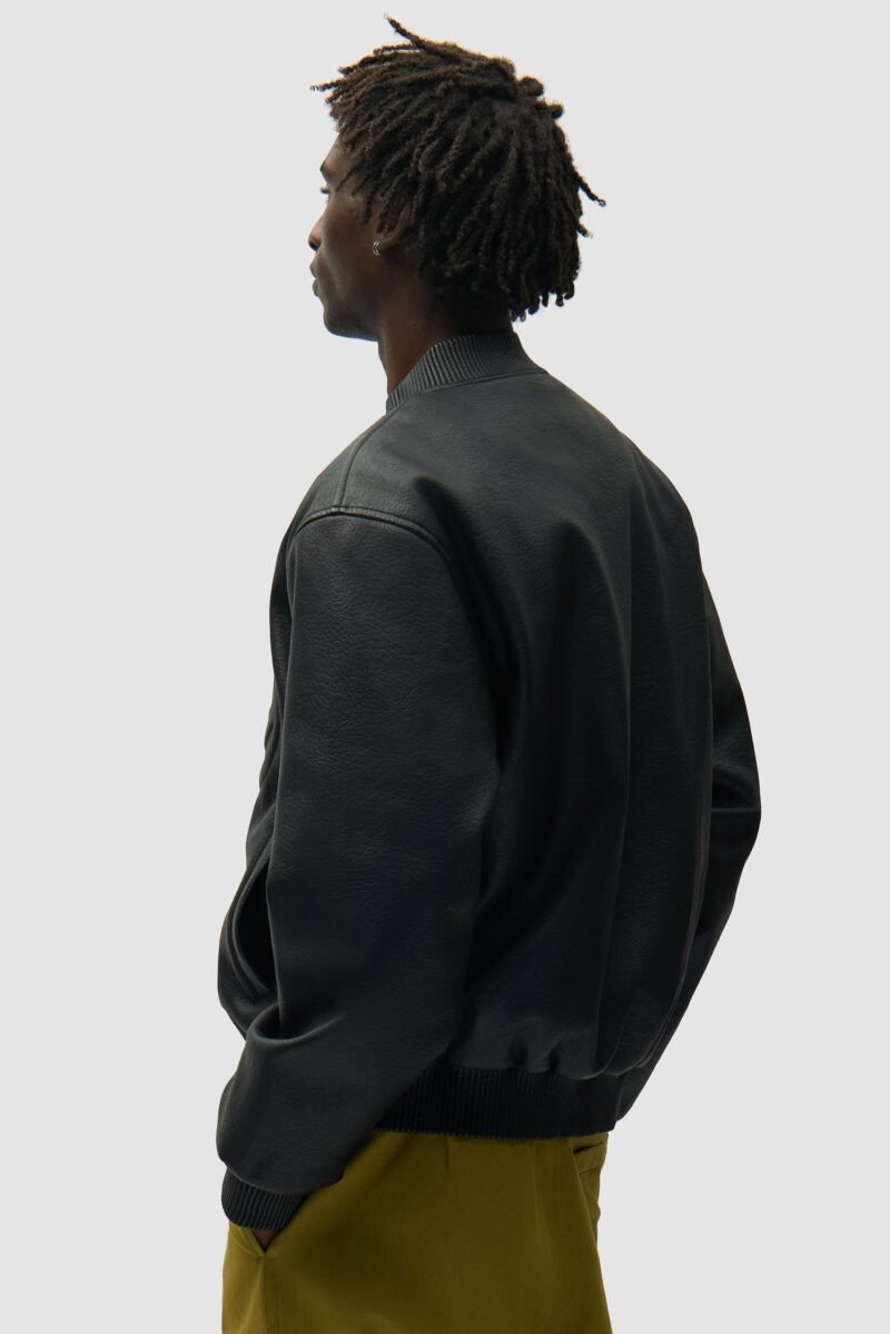 SS26-200JBLACK5.jpg SS26-200JBLACK5.jpg