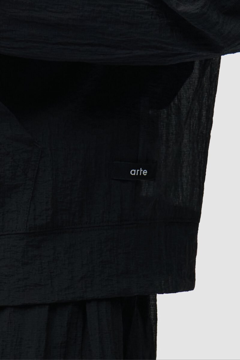 SS26-225JBLACK8.jpg SS26-225JBLACK8.jpg