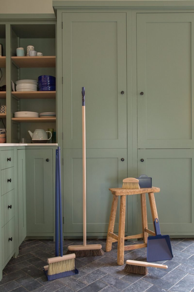 balai-craft-bleu-nuit-2510_2509-5.jpg balai-craft-bleu-nuit-2510_2509-5.jpg