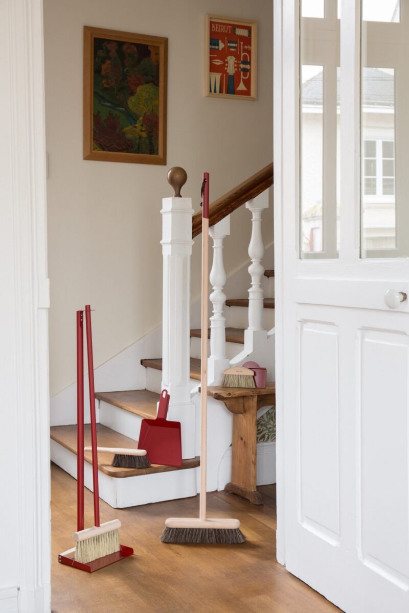 balai-craft-brique-2510_2508-3.jpg balai-craft-brique-2510_2508-3.jpg