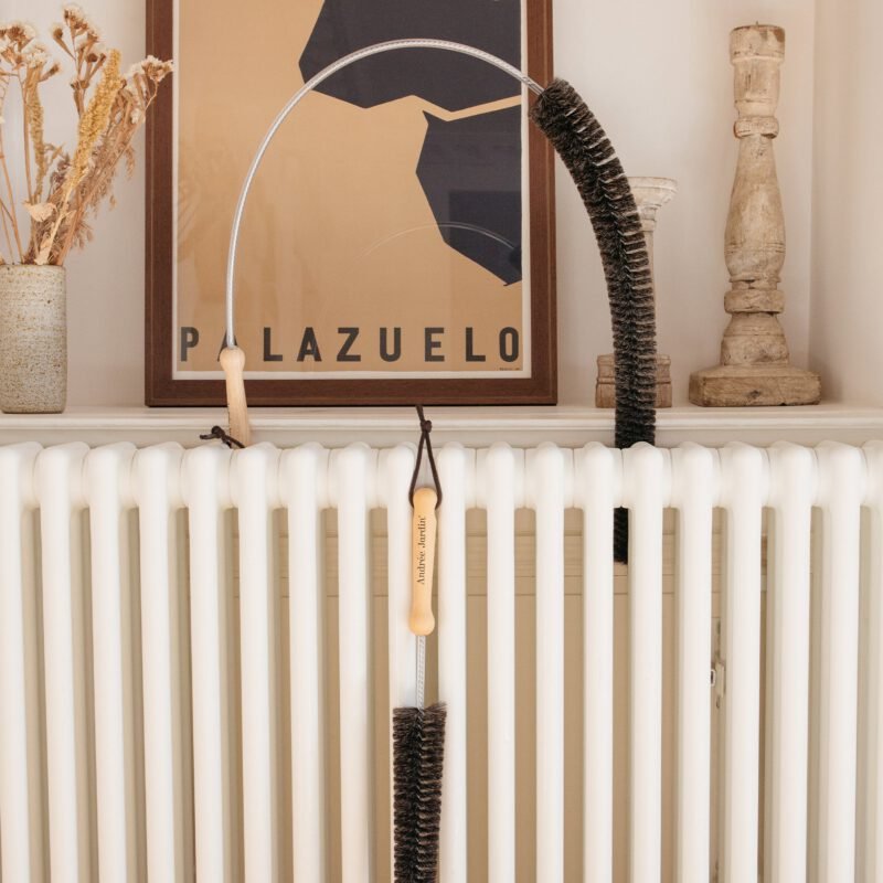 brosse-radiateur-longue-1.jpg brosse-radiateur-longue-1.jpg