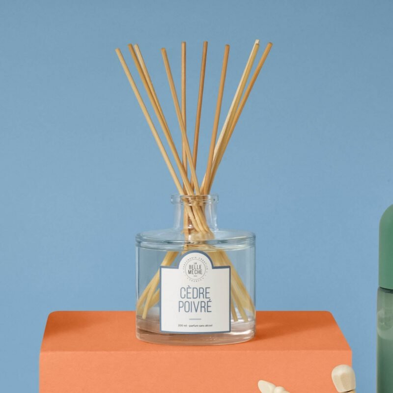 diffuseur-cedre-poivre-174875.jpg diffuseur-cedre-poivre-174875.jpg