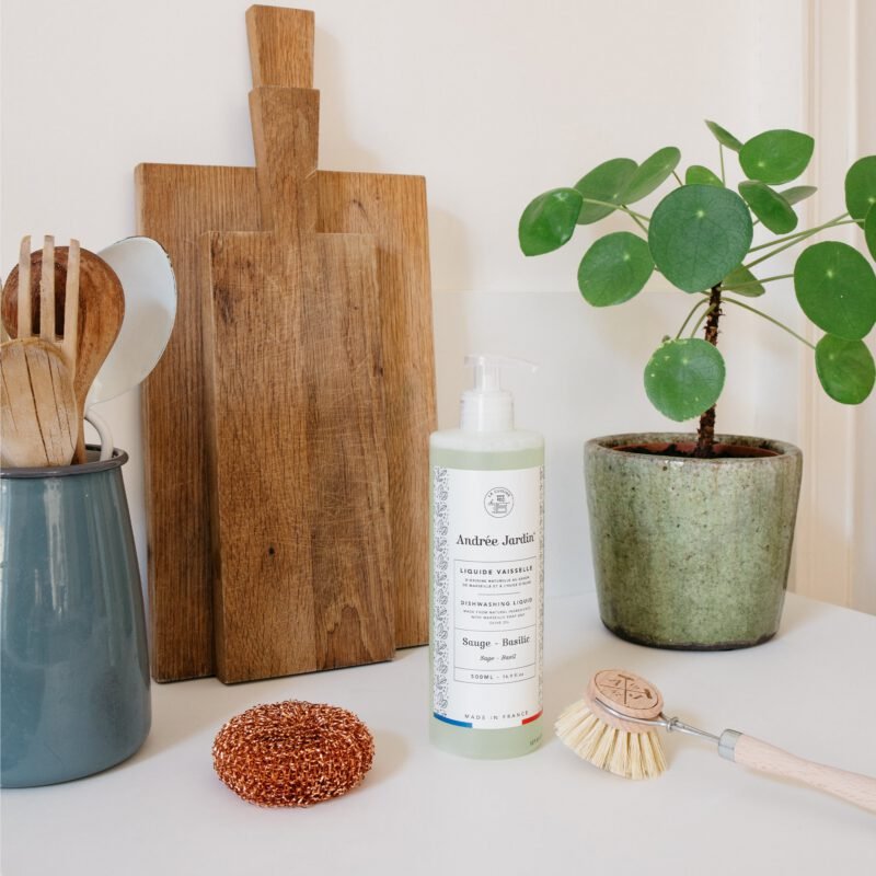 liquide-vaisselle-sauge-basilic.jpg liquide-vaisselle-sauge-basilic.jpg