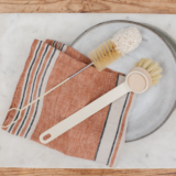 super-brosse-vaisselle-sable.png